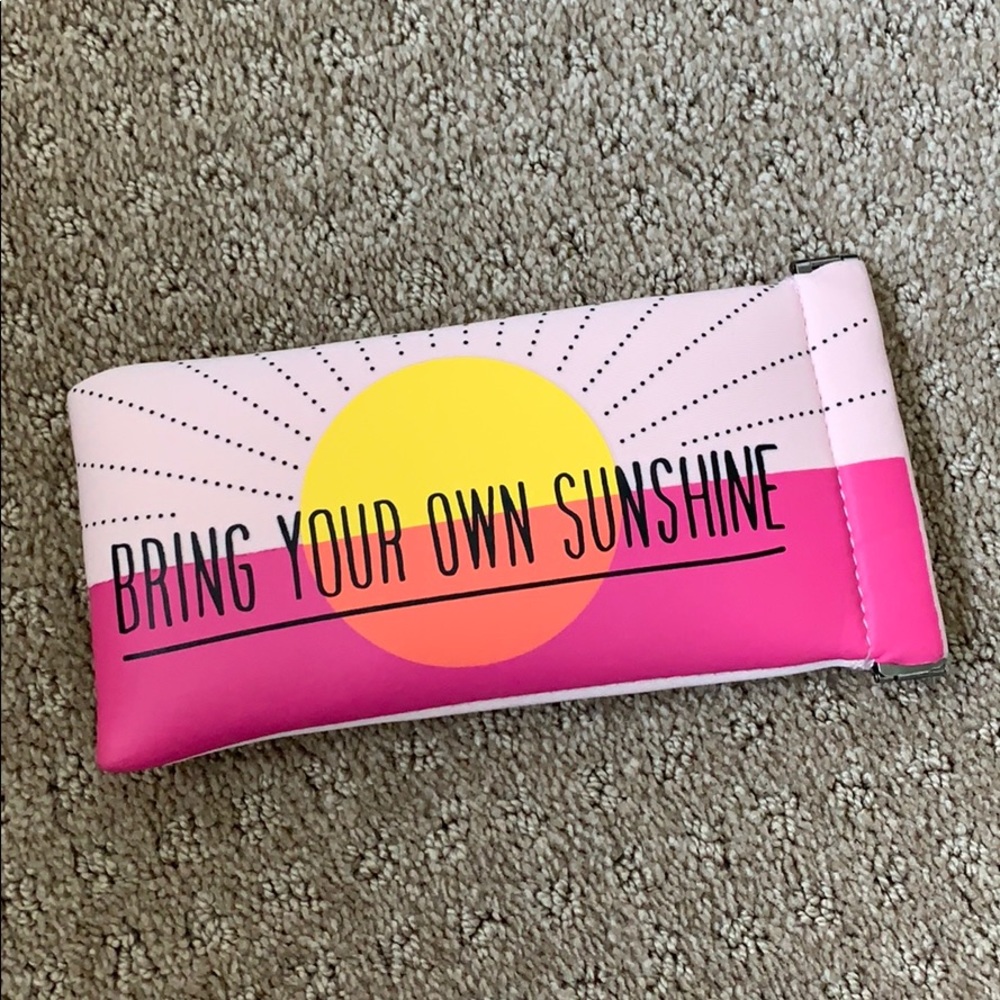 Sunglasses case from paper source